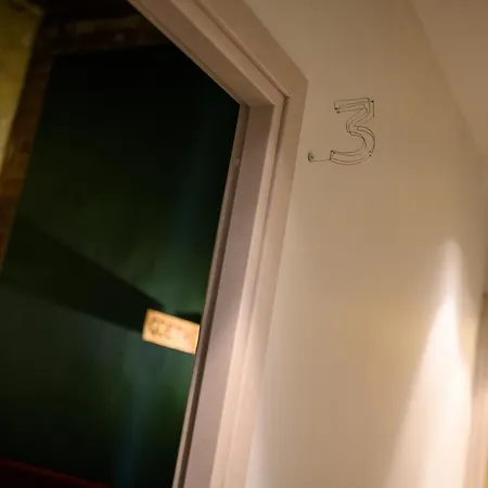 Oda ve Kahvaltı Mastropasqua Bb 4*